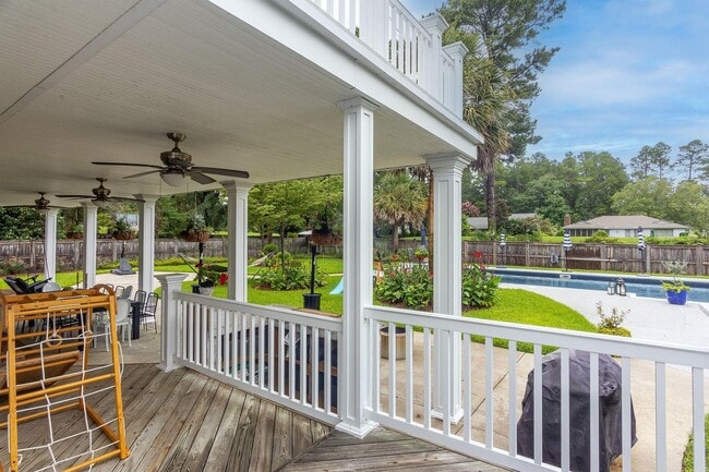 Building Photo - 132 Cherry Hills Dr