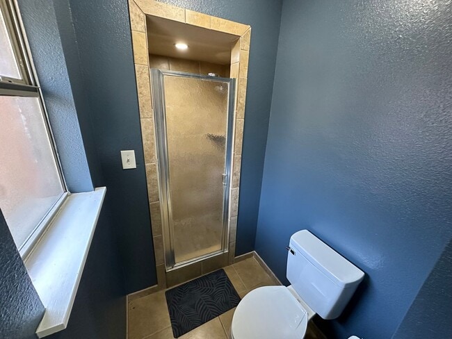 Building Photo - 1592 College Pkwy