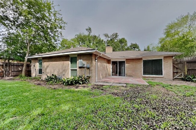 Building Photo - 12018 Whittington Dr