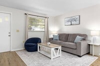 Building Photo - 38604 Naomi Ave