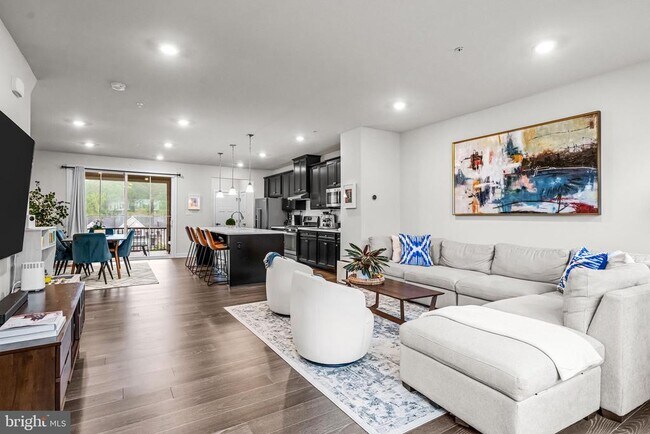 Building Photo - 117 Kenneth Ln