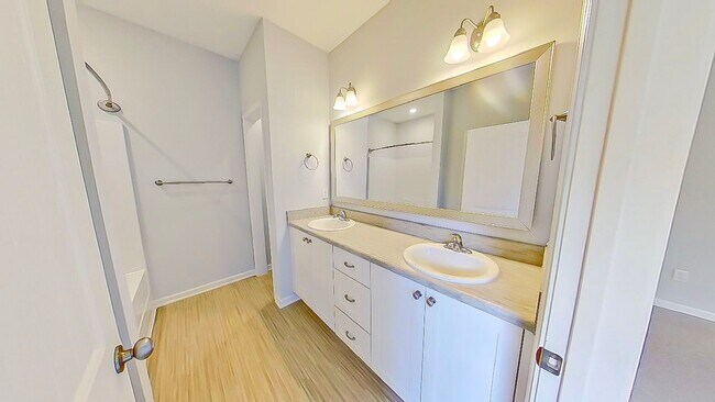 Building Photo - 355 Koweta Way