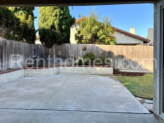 Building Photo - 227 Ocotillo Pl