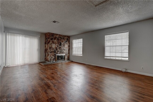 Building Photo - 3905 Landsdown Pl