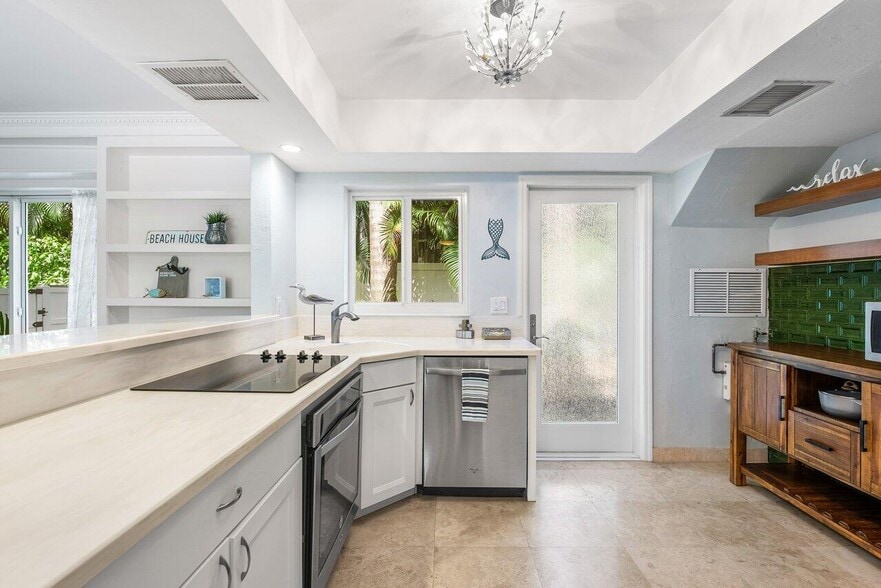 Building Photo - 1030 Langer Way