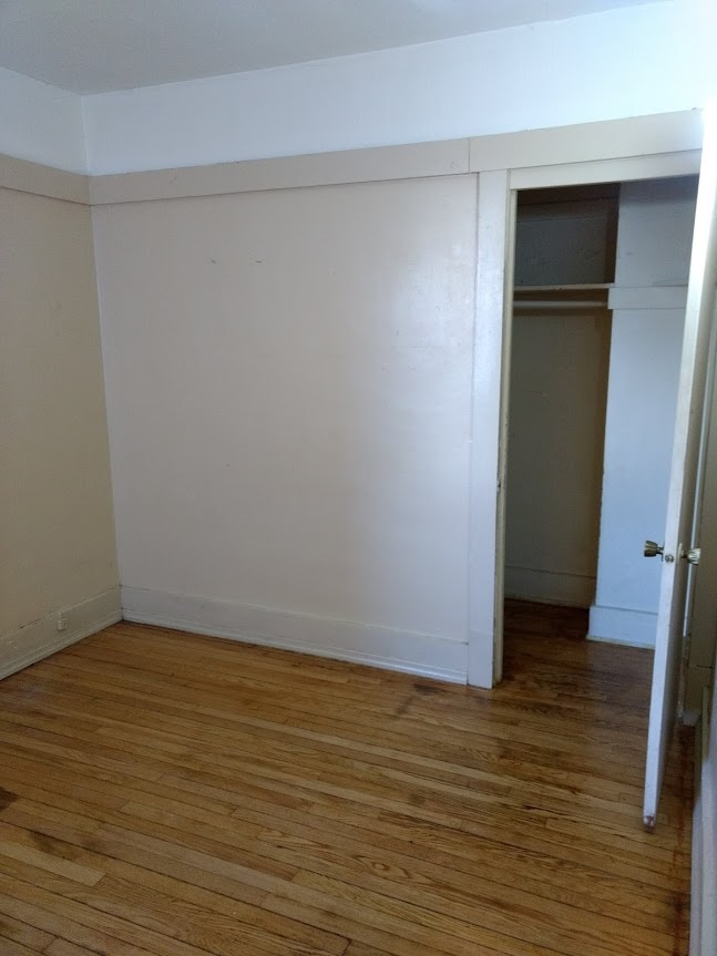 Building Photo - 1560 5th Ave SE