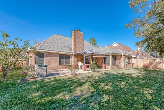 Building Photo - 2919 Pepperwood Dr