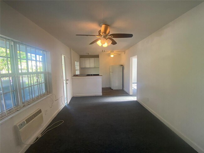 Primary Photo - 2023 NE 169th St