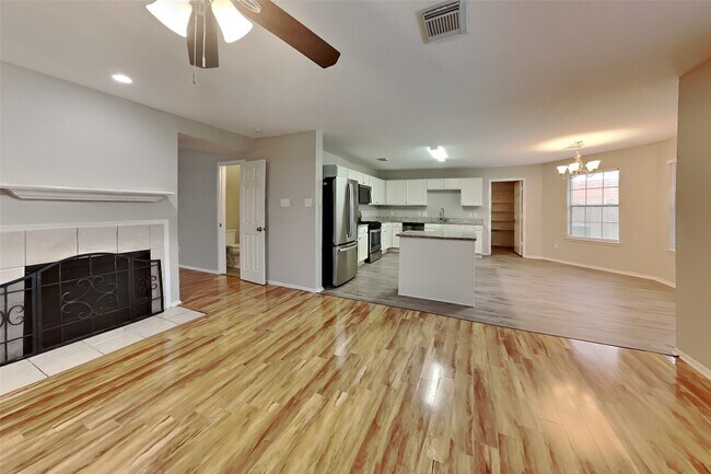 Building Photo - 21210 Bridgemeadows Ln