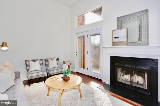 Building Photo - 1515 Templeton Pl