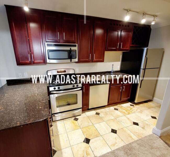 Building Photo - Ultimate Urban Living, Incredible Amenities!!-Beautiful Studio Apartment in Downtown KC-Coming SO...