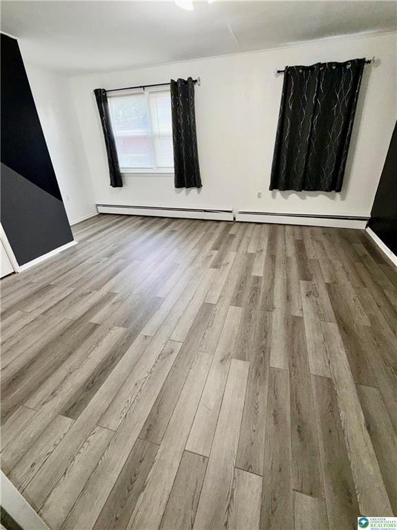 Building Photo - 689 W Brookdale St