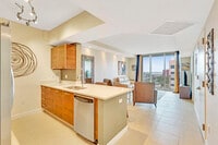 Building Photo - 480 Hibiscus St