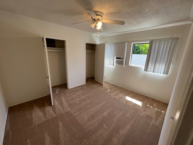 Building Photo - 14304 Dickens St