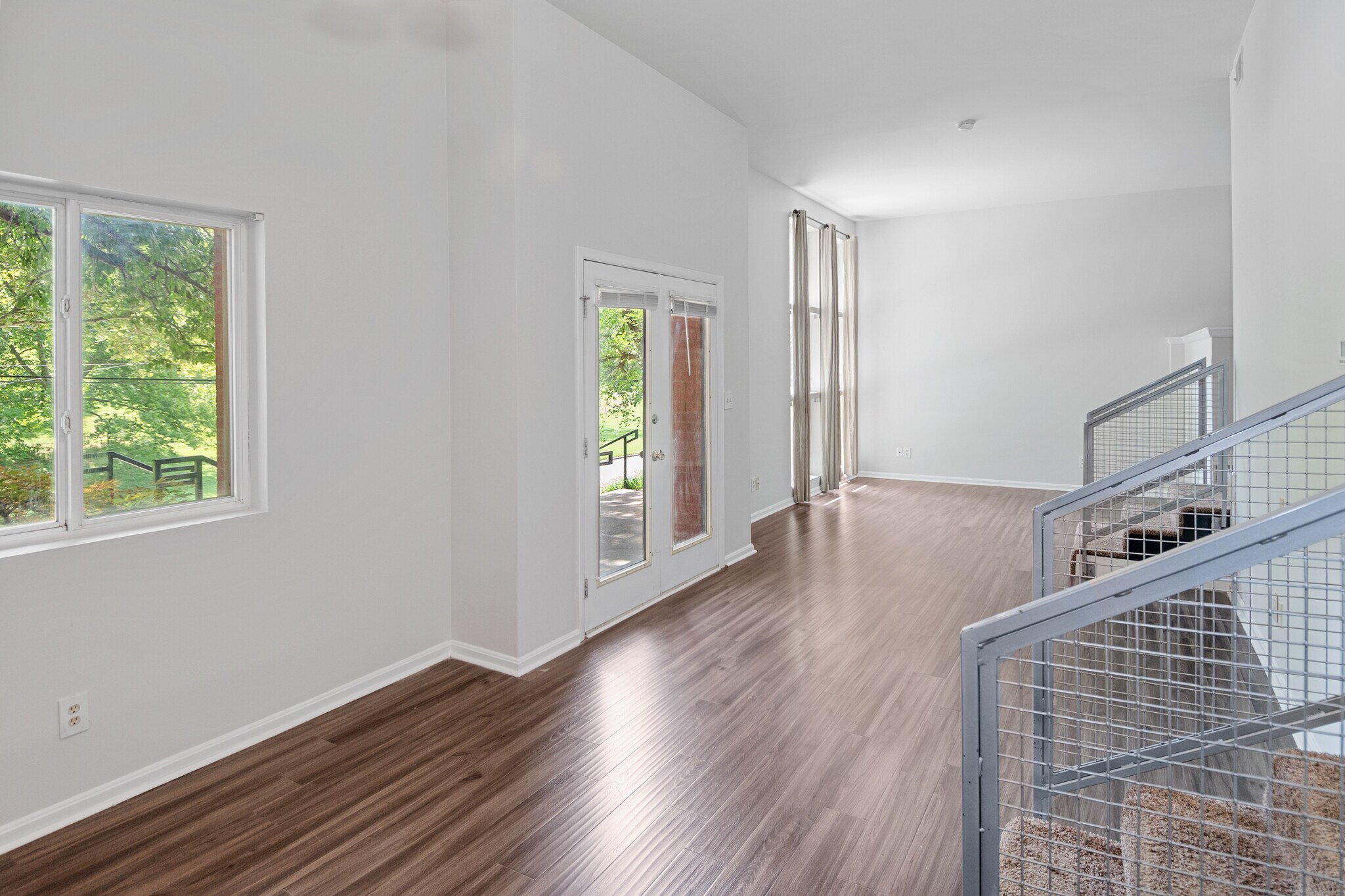 Building Photo - 2745 Grinstead Dr
