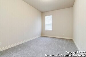 Building Photo - 944 Wilderness Oaks