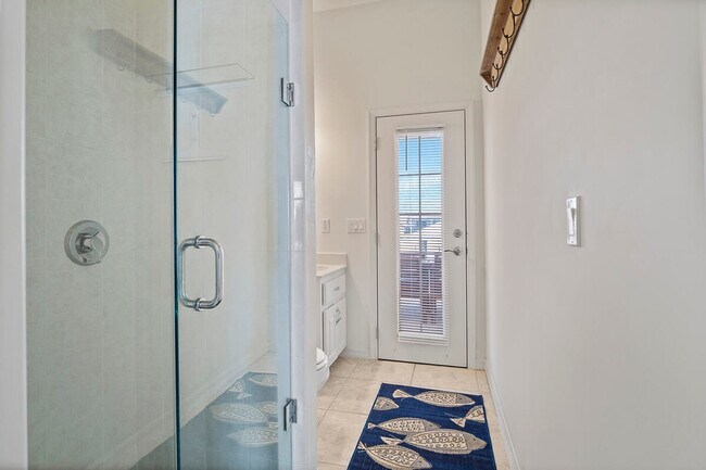 Building Photo - 23 Claridge Ct N