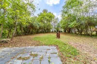 Building Photo - Wonderful Craftsman Bungalow