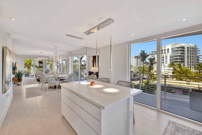 Building Photo - 612 Bayshore Dr