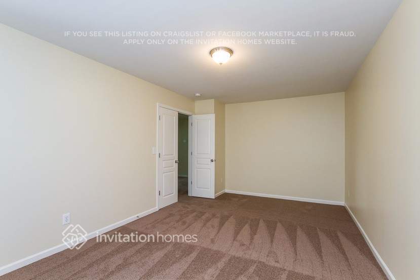 Building Photo - 8907 Cinder Ln
