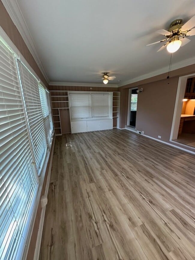 Building Photo - COMING SOON! 31807 W. Chicago, Livonia MI ...