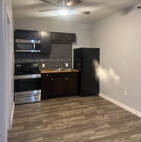 Building Photo - 2305 Pinn Rd