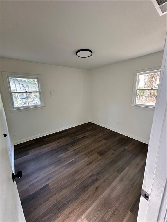 Building Photo - 1305 Middle Ring Rd