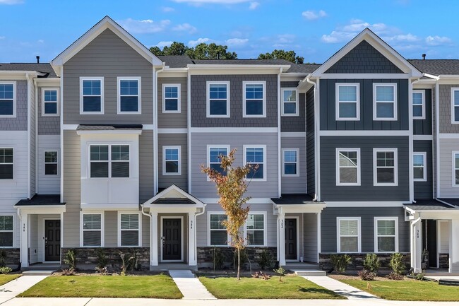 Primary Photo - Brand New 3bd/3.5 ba Townhome for rent @ R...