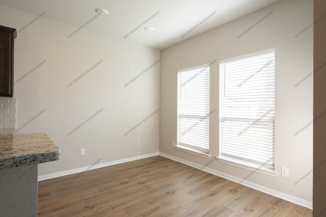 Building Photo - 5432 Friars Lp