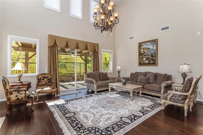 Building Photo - 28629 Farrier Dr