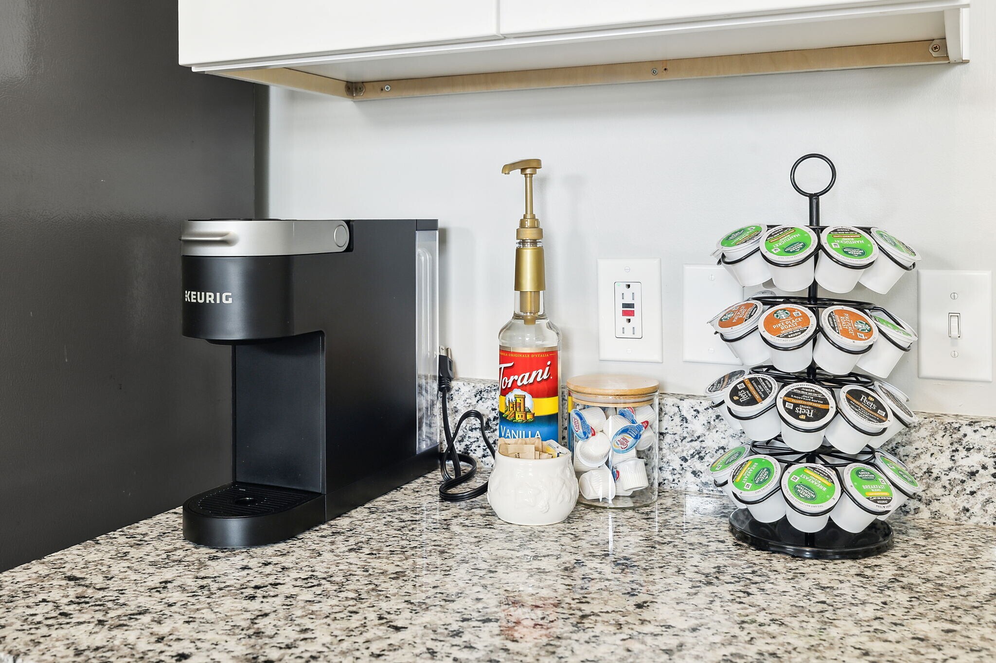 Building Photo - 226 Treutland Ave