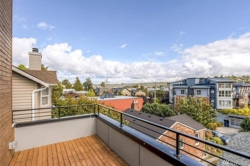 Building Photo - Stunning 2 Bedroom Modern Townhouse in Magnolia, Available Now!