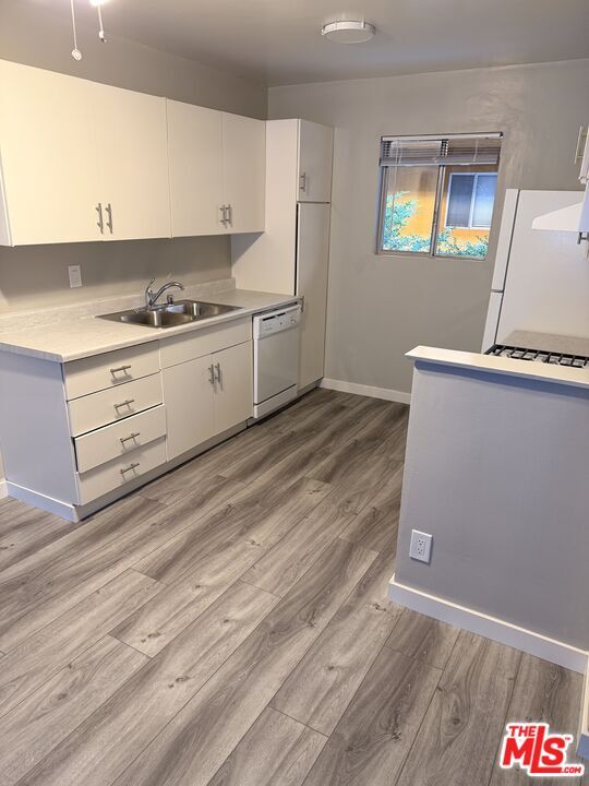 Building Photo - 4550 Overland Ave