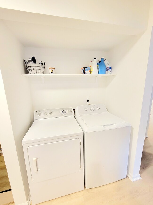 Building Photo - 18041 Bulla Rd