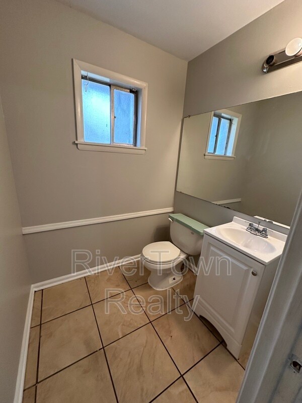 Building Photo - 4672 Willow Rd