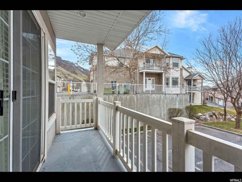 Building Photo - 1309 E 670 N