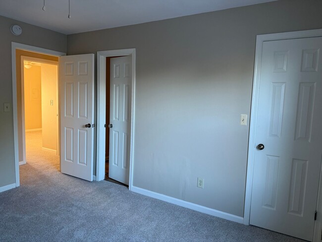 Building Photo - Georgetown Colony