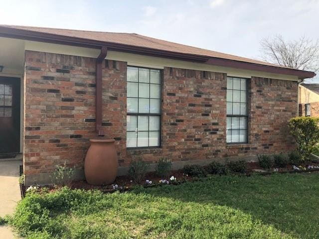 Building Photo - 5802 Falconcrest Dr