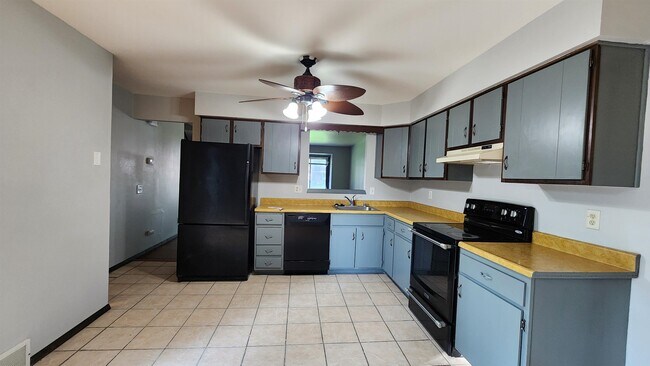 Building Photo - 3806 Sunbrook Rd