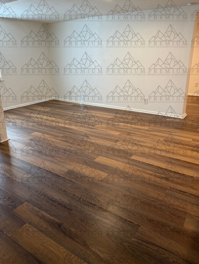 Building Photo - 714 Union St