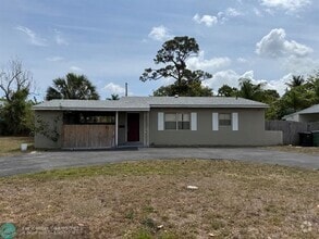 Building Photo - 800 Arizona Ave