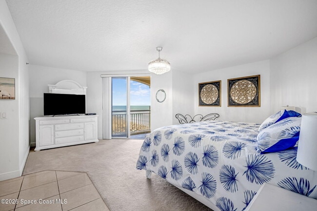 Building Photo - 1085 S Hwy A1A