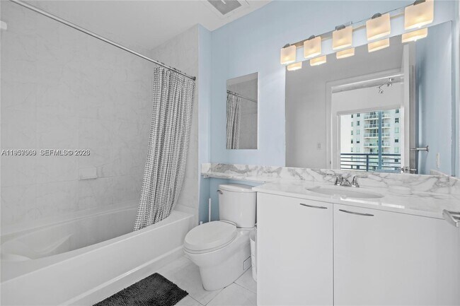 Building Photo - 234 NE 3rd St