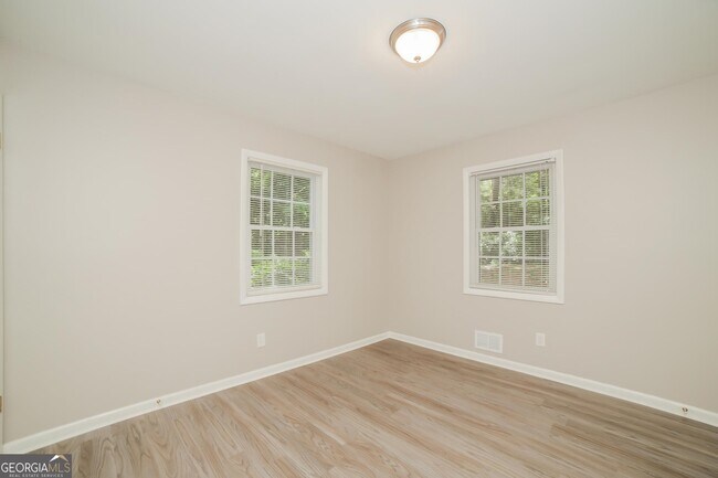 Building Photo - 436 Voyles Dr