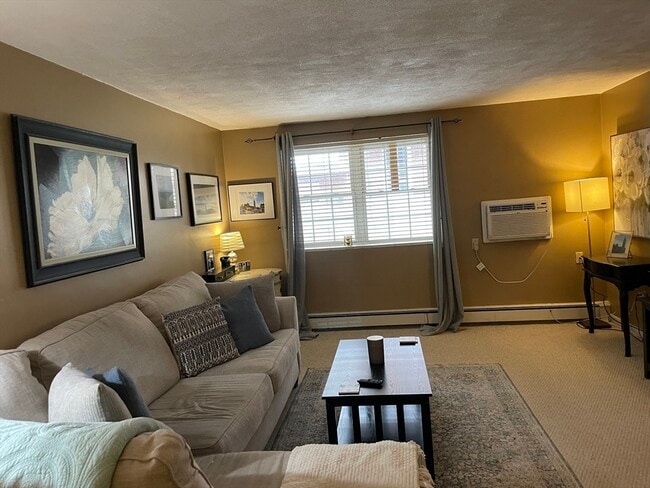 Building Photo - 276 Albion St