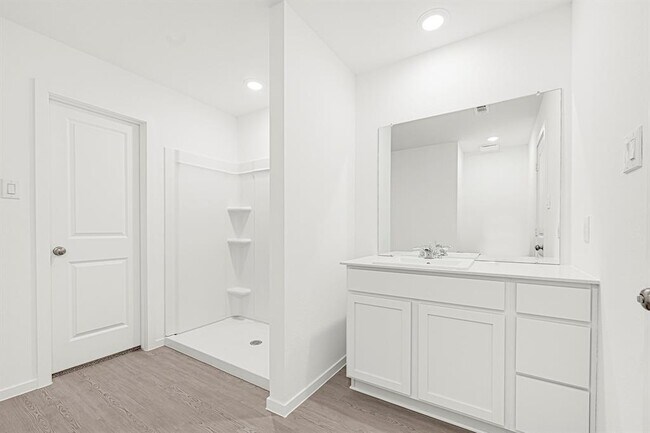 Building Photo - 25664 Rose Creek Dr