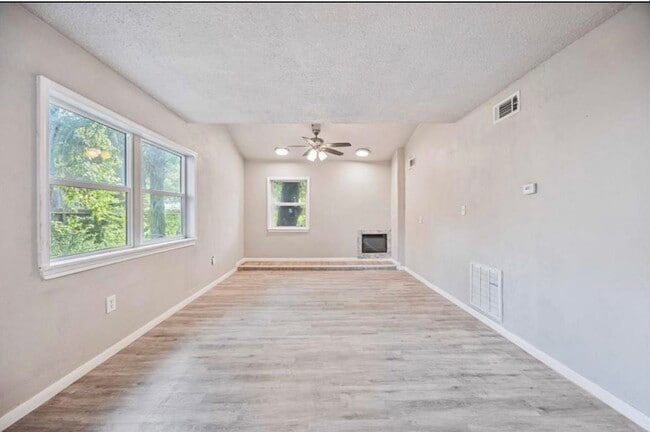 Building Photo - 17843 S Cypress Villas Dr