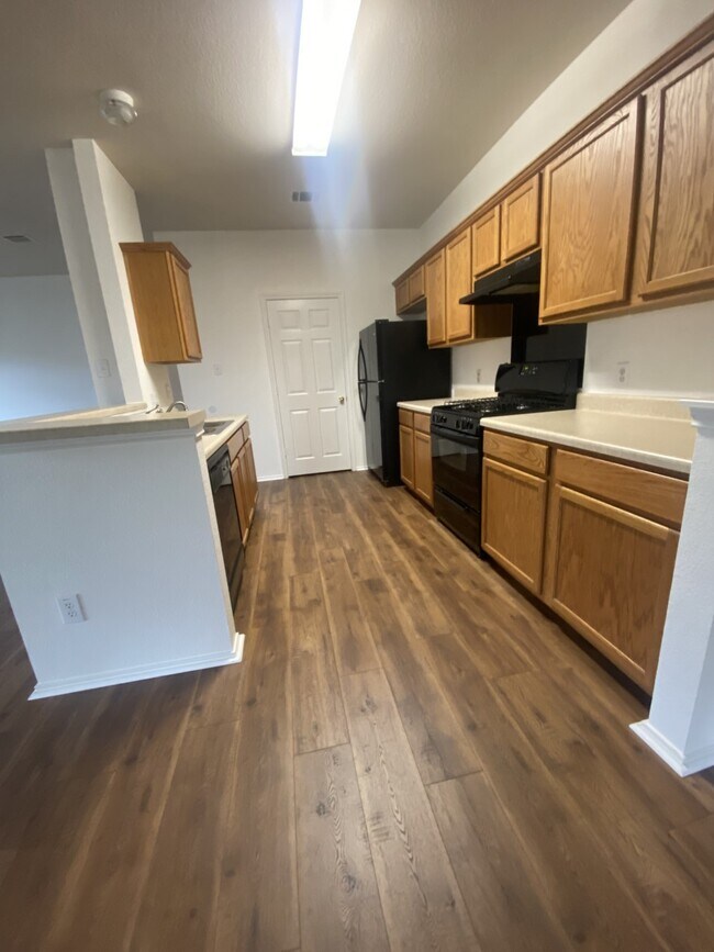 Building Photo - 1119 Burgess Dr