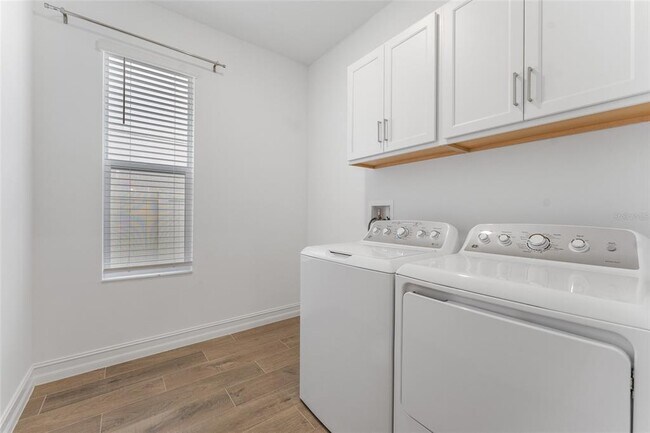 Building Photo - 18255 Serene Lk Lp