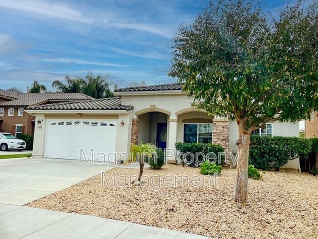 Building Photo - 31651 McCartney Dr